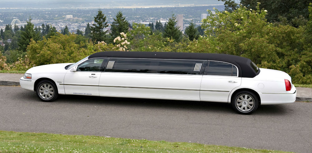 Bel Air Lincoln Limo